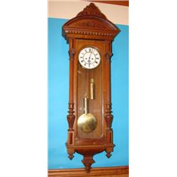 VIENNA WALNUT WALL CLOCK