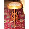 Image 1 : VICTORIAN WALNUT CANDLESTAND