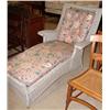 Image 2 : VICTORIAN WICKER CHAISE LOUNGE