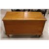 Image 1 : PENNSYLVANIA SOFTWOOD BLANKET CHEST