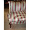 Image 2 : QUEEN ANNE STYLE SOFA