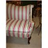 Image 4 : QUEEN ANNE STYLE SOFA