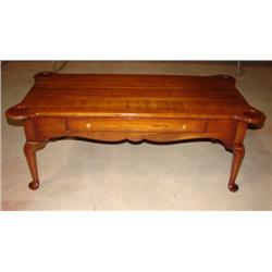 QUEEN ANNE STYLE COFFEE TABLE
