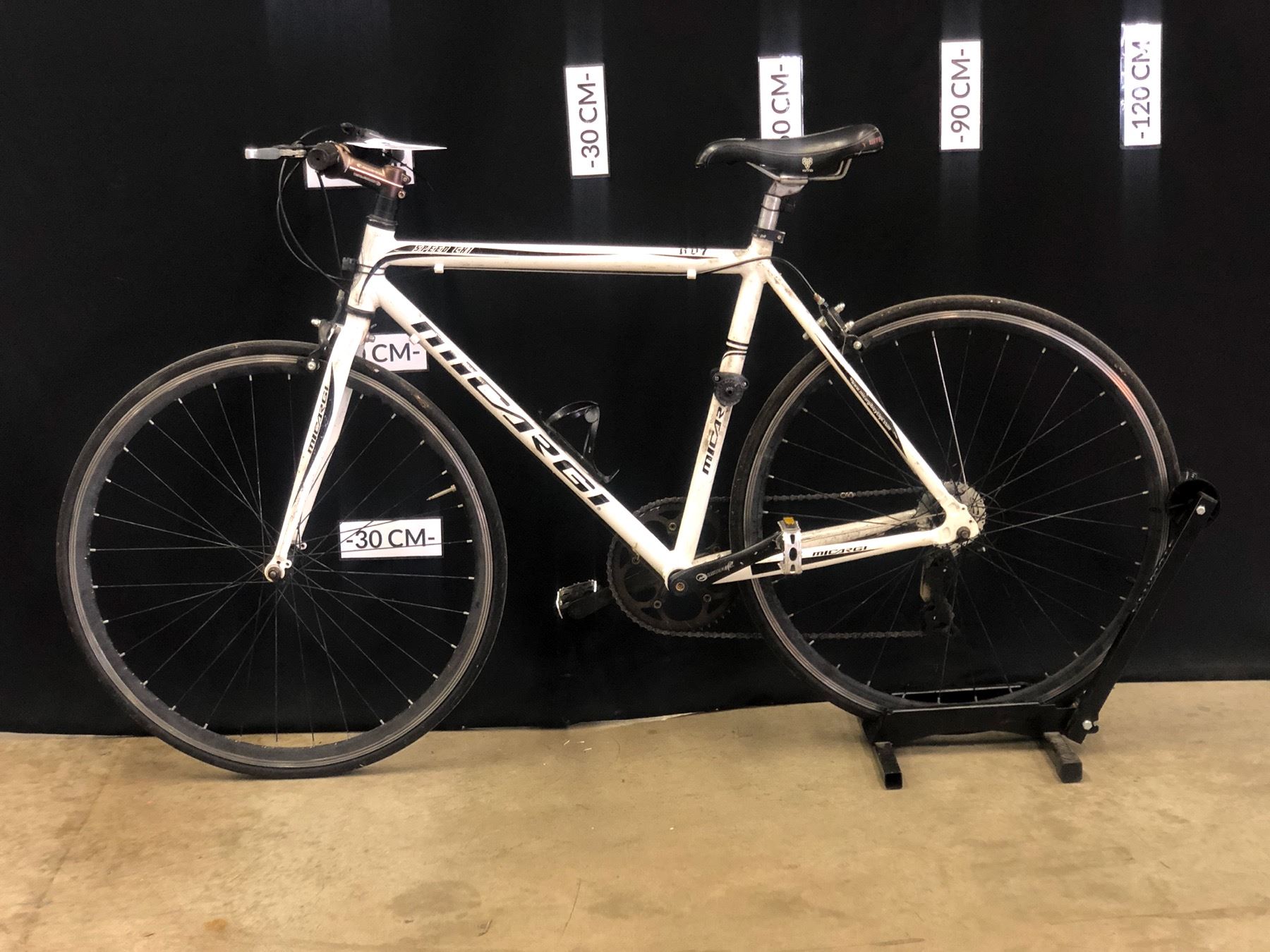 WHITE MICARGI RD7 7 SPEED HYBRID ROAD BIKE, 74 CM STANDOVER HEIGHT
