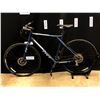 Image 1 : BLUE GT GRADE 24 SPEED HYBRID TRAIL BIKE WITH FRONT AND REAR DISC BRAKES, 80 CM STANDOVER HEIGHT