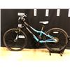 Image 1 : BLACK AND BLUE SPECIALIZED HOTROCK YOUTH SIZE 7 SPEED FRONT SUSPENSION MOUNTAIN BIKE, 62 CM