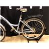 Image 2 : BLUE COLUMBIA 21 SPEED FRONT SUSPENSION CRUISER BIKE, NEEDS MAINTENANCE/REPAIRS, 68 CM STANDOVER
