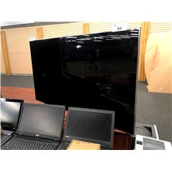 SAMSUNG 55  FLATSCREEN TV, MODEL UN55ES8000FXZC, WITH REMOTE