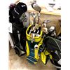 Image 1 : GOLF CLUBS WITH BAG INC. CALLAWAY AND MORE, LEFT HANDED
