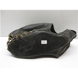 Armon 3 Finger Baseball Glove