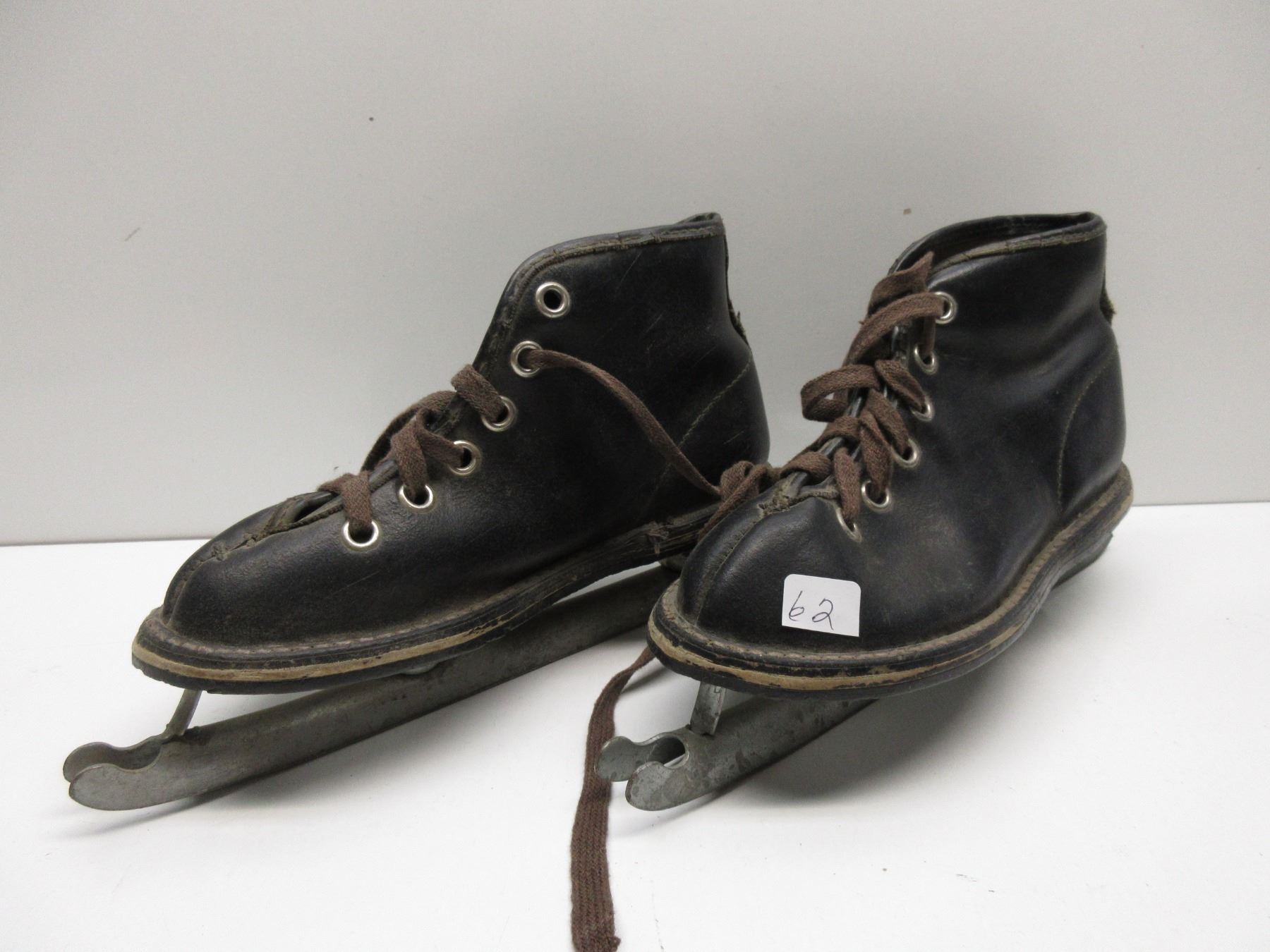 Vintage Childrens Double Blade Ice Skates