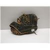 Image 2 : Black Leather Baseball Glove