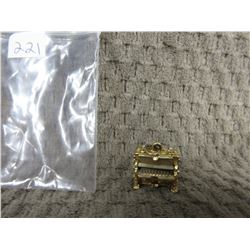 10 KT Gold Charm of Piano 5.95 grams