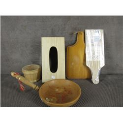 5 Wood Kitchen Pieces