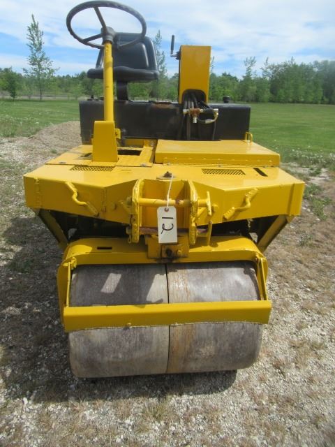 Pavement Packer 13 HP Gas Asphalt Packer - Rear Packer 36