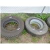 Image 1 : 2 items - 1) Michelin New Cond 275/80 R 22.5 tire 1) Bridgestone 11 R 22.5 Tire & Rim