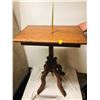 Image 1 : Square Pedestal End Table