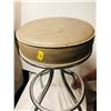 Image 2 : Art Modern Stool