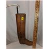 Image 1 : Folk Art Boot Sign