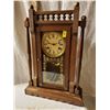Image 1 : Eastlake Carved Shelf Clock