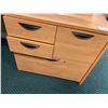 Image 2 : MAPLE L-SHAPED EXECUTIVE / PROGRAMMER'S DESK