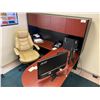 Image 1 : MAHOGANY BULLET TOP L-SHAPED  EXECUTIVE DESK WITH HUTCH