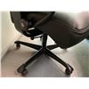 Image 2 : BLACK LEATHER ERGONOMIC EXECUTIVE OFFICE CHAIR