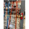 Image 1 : WERNER 8' TALL GRADE 1 ORANGE STEP LADDER