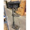 Image 1 : MAGNUM INDUSTRIAL MOD MI76350 SING. PHASE FLOOR STANDING DRILL PRESS