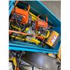 Image 3 : LARGE LOT OF SHOP LIGHTING PLUS LARGE WAREHOUSE FAN