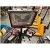 Image 4 : LARGE LOT OF SHOP LIGHTING PLUS LARGE WAREHOUSE FAN