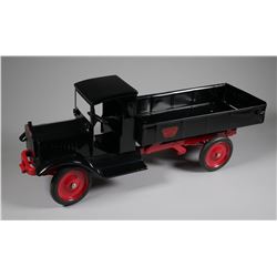 KEYSTONE Packard Pressed Steel Dump Truck