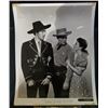 Image 3 : "Ghost of Cisco Kid" 1951 8X10 Production Stills October 1951 Starring: Ceasars Romero, Chris Pin Ma