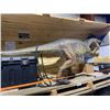 Image 2 : ANIMATRONIC DILOPHOSAURUS EARLY JURASSIC PERIOD DINOSAUR IN TRANSPORT CRATE