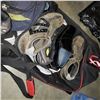 Image 2 : DUFFLE BAG W/ UNDER ARMOUR AND ALDO SHOES ETC