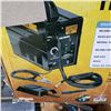Image 2 : CHICAGO ELECTRIC FLUX 125 WELDER
