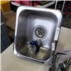 Image 2 : STAINLESS SINK WITH FAUCET