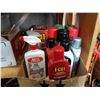 Image 2 : BOX OF NEW AUTO DETAILING LIQUID AND CLAY BAR KIT