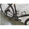 Image 3 : BLACK ORANGE MEC ROAD BIKE W/ DISC BRAKES