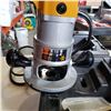 Image 2 : BLACK AND DECKER ROUTER IN CASE