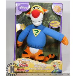 FISHER PRICE TIGER POOH 2003 TALKING