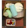 Image 1 : BOX OF VINTAGE TUPPERWARE AND MORE