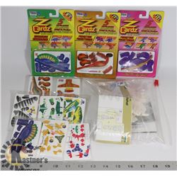 A LOT OF ORIGINAL Z CARDS MICRO MODELS 3-D(SEALED)