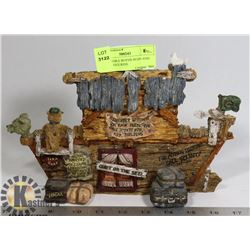 COLLECTIBLE BOYDS BEARS AND FRIENDS FIGURINE