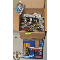 TOTE OF ASSORTED TOOLS