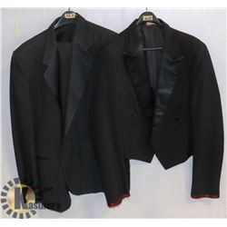 LOT OF 2 MEN'S PLAID SUIT JACKET THE ROBER WAGNER