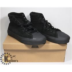 NEW STRAYE VENICE SKATEBOARDING BOOTS SZ 12 MEN