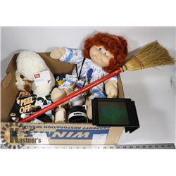 BOX OF NEW AND VINTAGE TOYS. 1986 CABBAGE PATCH