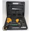 Image 1 : BOSTICH 18G 2-N-1 STAPLER/BRAD NAILER IN CASE