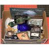 Image 1 : BOX WITH HOUSEHOLD ITEMS & COLLECTIBLES